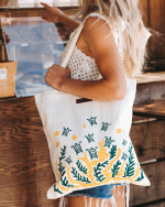 Swimming Turtles Everyday Tote - Image 4
