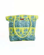 Border Classic Stripe Beach Tote - Image 7