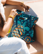 Reef Turtles Everyday Tote - Image 4