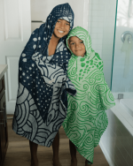 Swirl Turtle Hooded Kids Bath Towel - Image 3