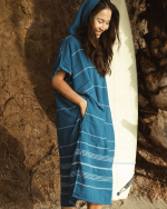 Border Classic Stripe Poncho – Red / Navy - Image 25